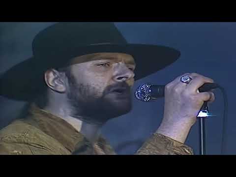 RYSIEK RIEDEL & DŻEM   "Wojna z Trzema Schodami" (1993)