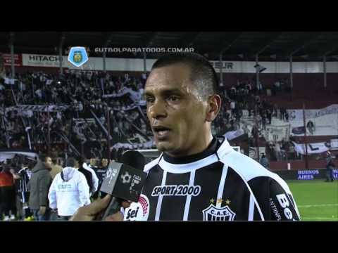 Nota Julio Serrano. Vélez 0 - 2 Estudiantes BA. Copa Argentina. 16avos. Fútbol Para Todos.