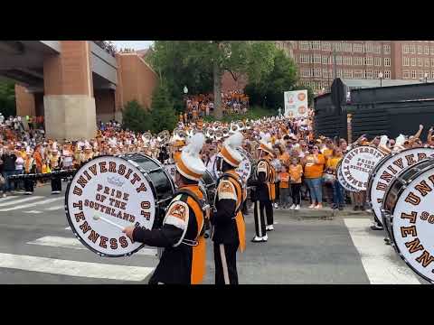 Pride of the Southland Band - March to the Stadium 9/24/22 UT vs UF