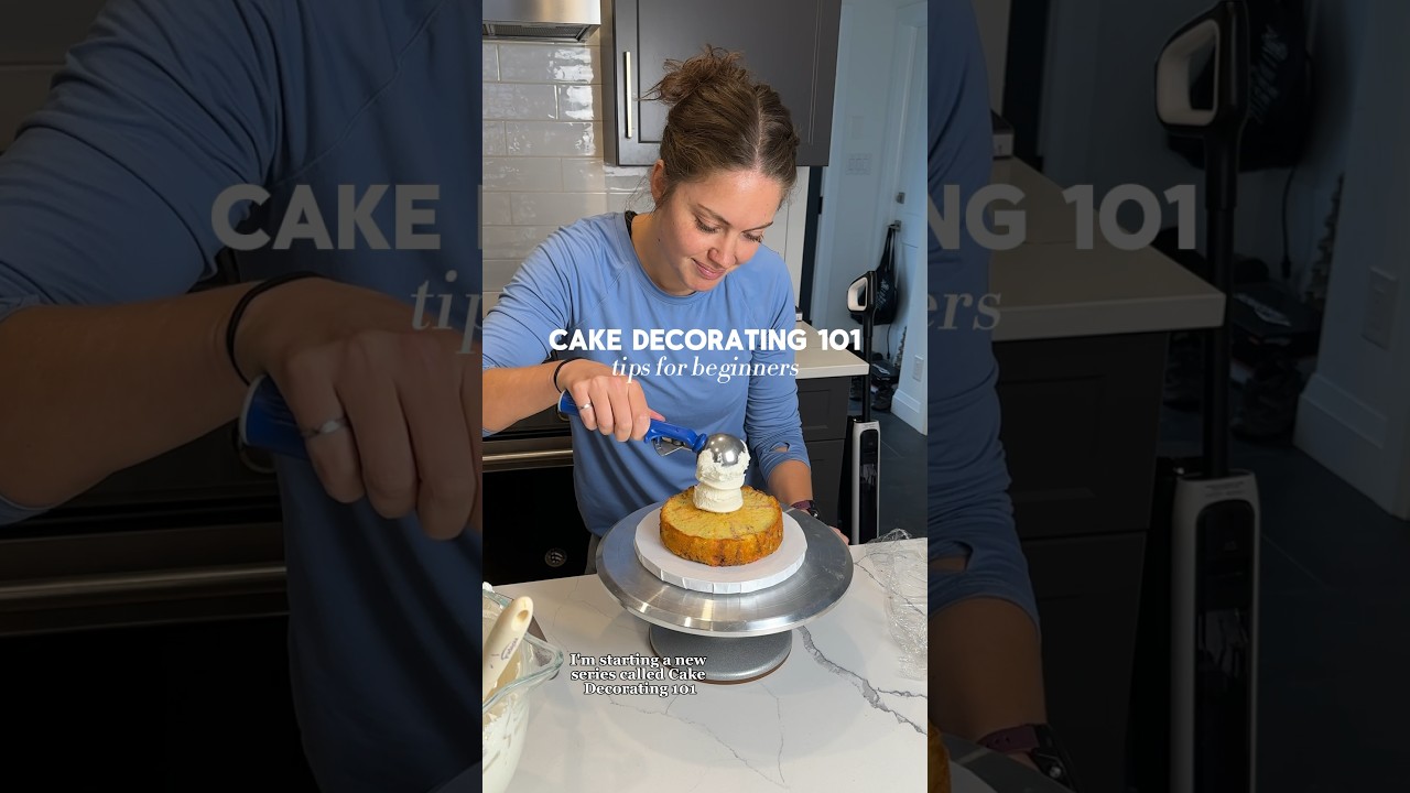Back to the basics with cake decorating 101: tips for beginner bakers!! New series. So excited 💃