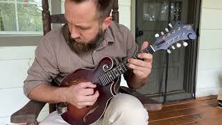 Video thumbnail for The Loar LM-310F vs. The Loar LM -590MS  a side by side comparison. by Flatpicking Frazier