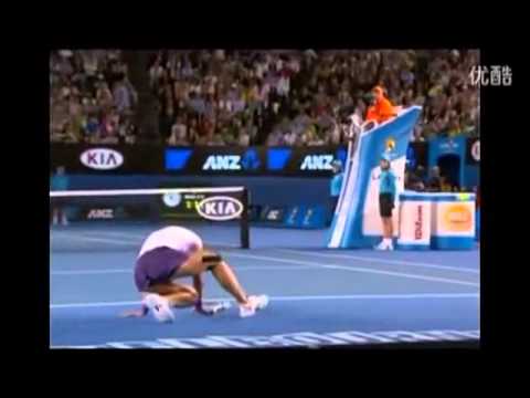 Li Na tumbles twice in Australian Open final vs. Victoria Azarenka