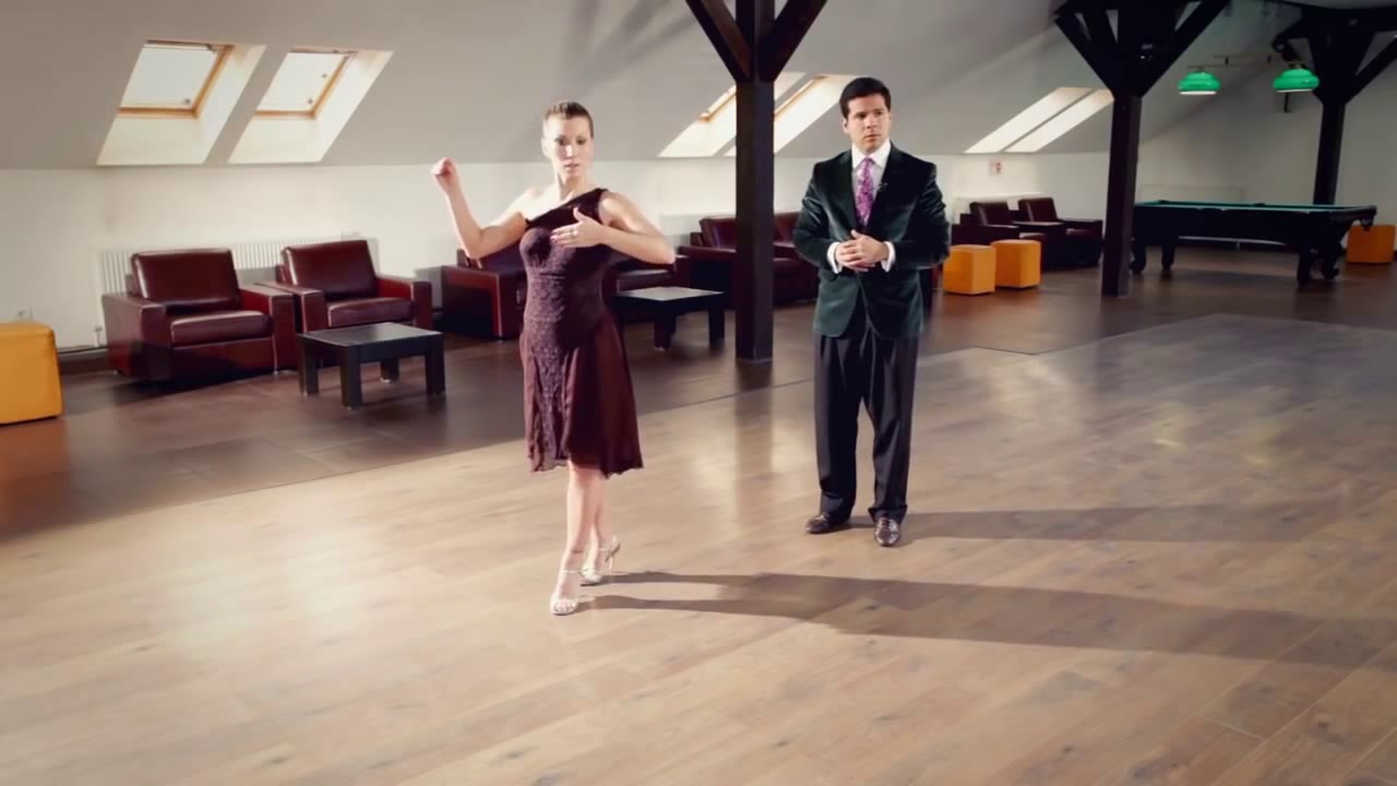Sebastian Arce & Mariana Montes Lesson 1. The Walk, part 2. Tango