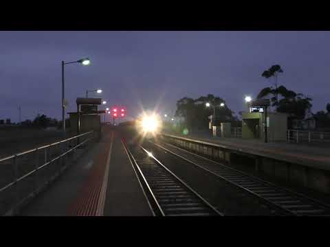 SSR Grain - 50 old veteran locomotives on a mainline broad gauge grain train