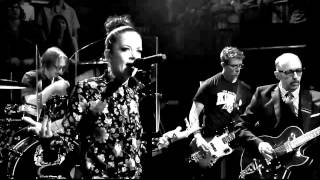 Garbage - Automatic Systematic Habit (Music Video)