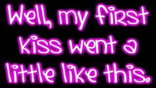 My First Kiss - 3OH!3 ft. Ke$ha Lyrics