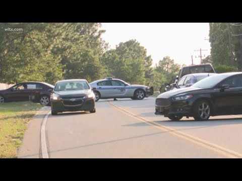 Lexington deputy shot, suspect barricaded in subdivision