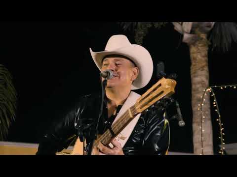 Castígame – Rosendo Amparano  (En Vivo 2025)