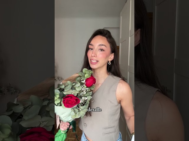 Vídeo relacionado con Made In Gift Pack Sant Jordi Rosa y Bombones Personalizado
