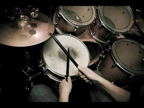 Süper davul(bateri)  - AHMET ÖZKULALI - izmir bateri dersleri - drum solo