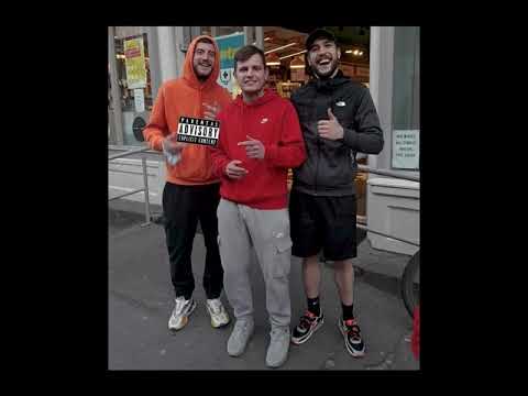 Scruffy Munnelly x Big Jamebo x Mackerhymes - WHAT THE FUQ YE LOOKING AT