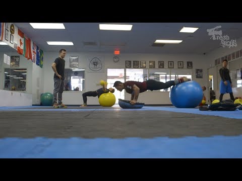 Rafael Dos Anjos Prepares for UFC Fight Night vs Robbie Lawler (2017)