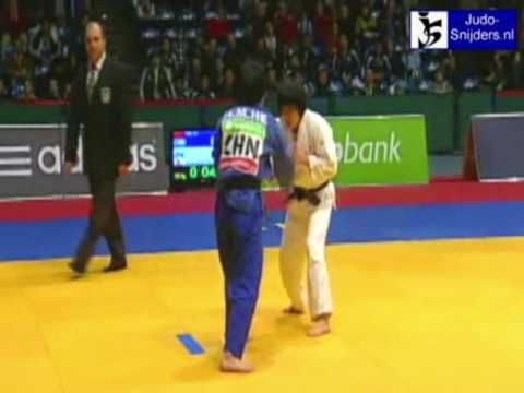 Judo 2009 Hamburg: He (CHN) - Nakamura (JPN) [-52kg].