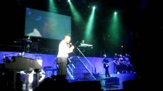 Jamie Foxx-DJ play a love song