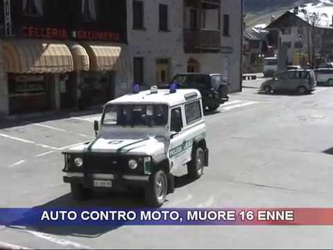 Auto contro moto, muore 16enne