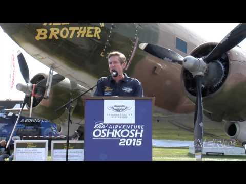 Airborne at OSH15 - 07.23.15: Huerta Brings Little to OSH, Sun Flyer Update, 'That's All, Brother!'