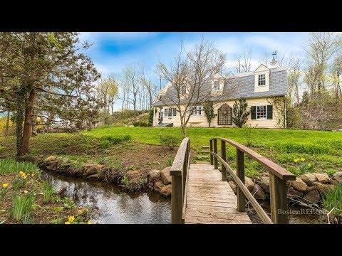 2 Mill Pond Rd, Marblehead MA - offered by Lori A. Cressy - Tel 617-922-3354