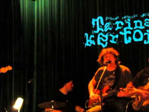 Costello Hautamäki: Matka tuntemattomaan