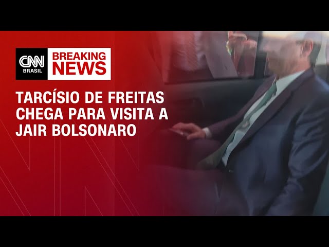 Tarcísio de Freitas visita Bolsonaro após autorização de Moraes | BASTIDORES CNN