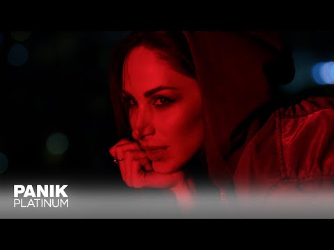 Λένα Ζευγαρά - Μείνε Απόψε Εδώ - Official Music Video