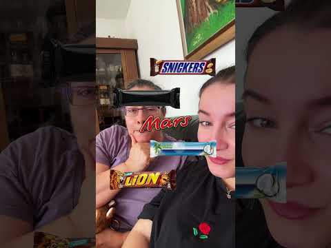 אמא שלי מתאימה את העטיפה לשוקולד 🍫