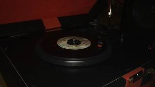 Jerry Lee Lewis - Don't let the stars get in your eyes