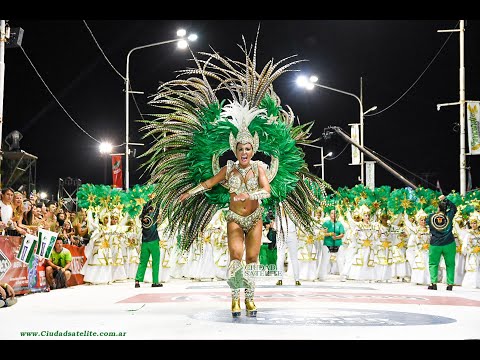 Show de batería TNT y su reina Micaela Vicente