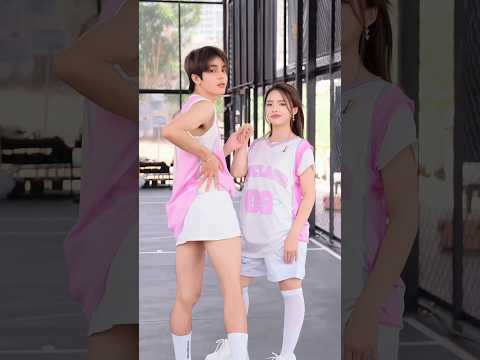 Wanna take some more pictures? 😎 #C4class #chany