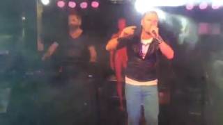 Leblond eres un maniquí