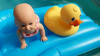 Emily Having fun ! Kids Summer Toys swimming pool