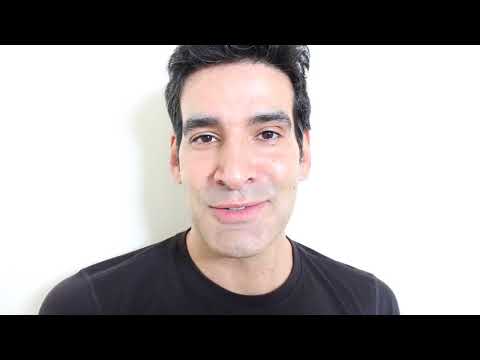 Quando a vida parece sorrir pra todos, menos pra você, aí é que você deve seguir em frente.