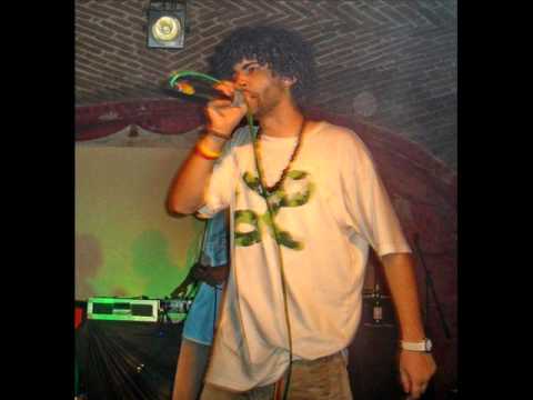 Cainele aka soldat - Dle Undercover