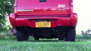 My Dynomax exaust on 2000 gmc Sonoma 4.3 My Dynomax exaust on 2000 gmc Sonoma 4.3