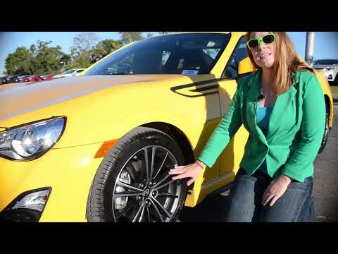 Car Sales woman Destroys Describing 2015 Scion FR-S Release Series 1.0