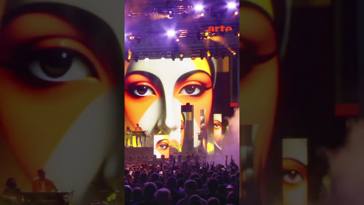 Miniature de la vidéo Le pionner français de l’électro, Jean-Michel Jarre offre un concert XXL à Séville #dj –ARTE Concert du film Jean-Michel Jarre – Live à Séville