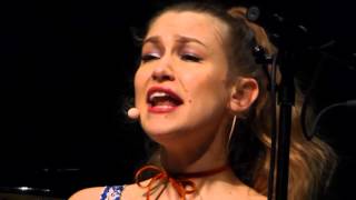 Joanna Newsom - Goose Eggs (live on keyboard w/ band)