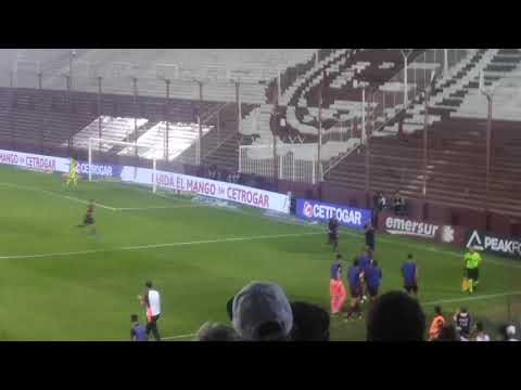 Gol del Pepe Sand de penal Club Atlético Lanús