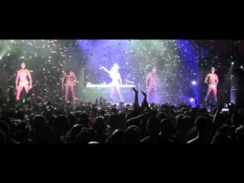 WE ATTACKS @ RAZZMATAZZ