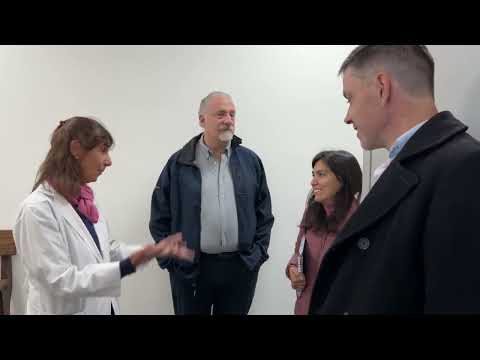 El Hospital Materno Infantil muestra avances en investigación a Educación