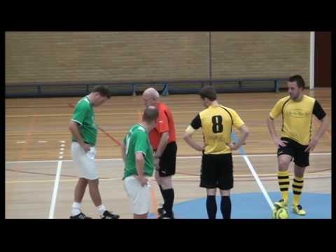 Samenvatting Rijssen Vooruit 1  -  Hoekje  toyota 7 ( 4e Klasse  Zaal )