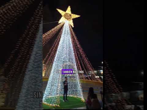 "Aquí, en el corazón de Valera, la Plaza Bolívar #Navidad #Valera #Trujillo #Venezuela