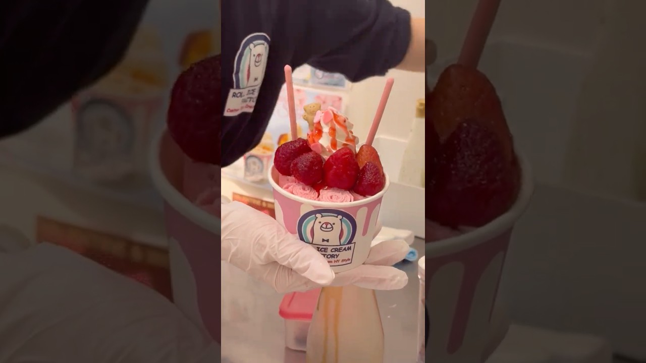 いちご ロールアイス