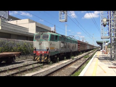 E655.286 sul TC 65307 Bologna Interporto - Maddaloni Marcianise, in partenza da Pomezia