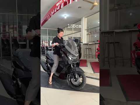 Height comparison for the NMAX Turbo TechMax.