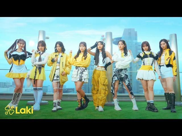 【インタビュー】クリスマスイブにNew EPをリリース!「Laki」比嘉優和・森朱里のクリスマスの楽しみ方とは? 8 YouTubeサムネイル