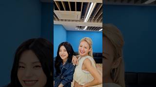Download lagu #RetroRomance with #YEJI#예지 #ITZY #있지 #RR #HYO #효연  #소녀시대 #shorts mp3