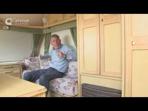 CC S04E23 - NEW MODEL REVIEW 1996 Abbey Iona