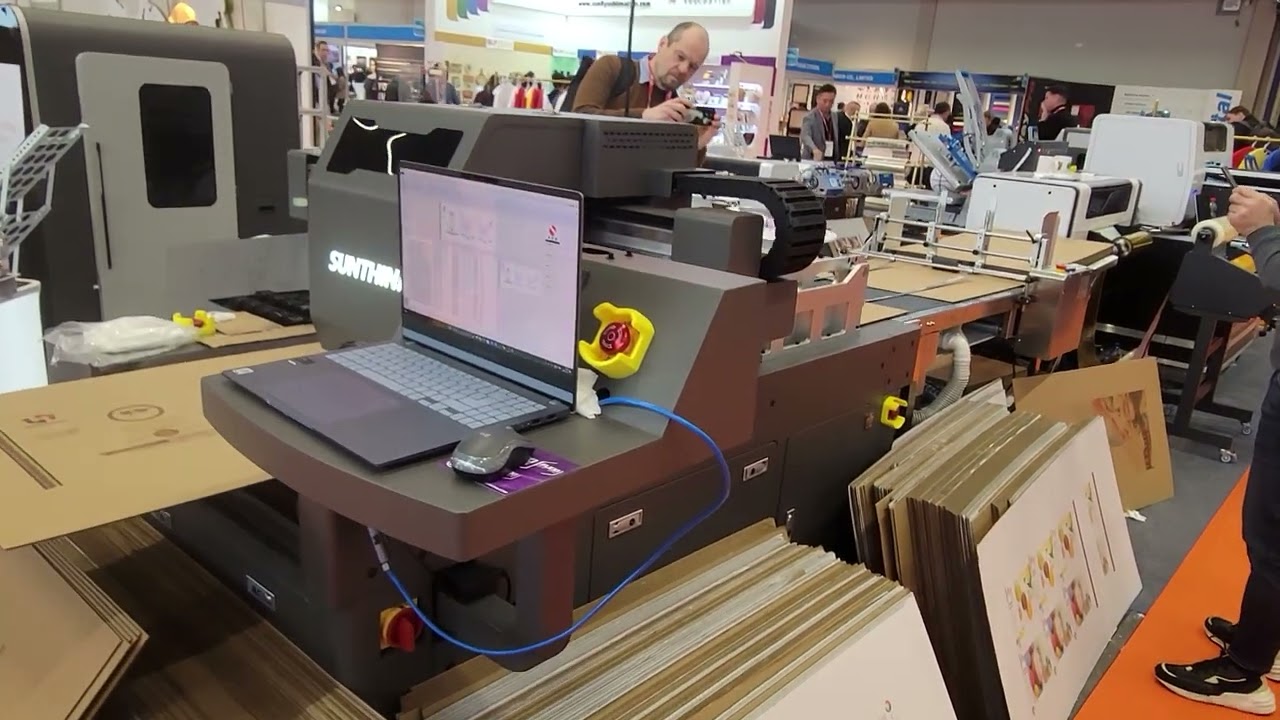 Sunthinks SE330 water based single pass printer Eps printhead show on Fespa in Amsterdam 2024
