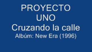 Cruzando la Calle Lyrics English Translation