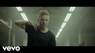 Video thumbnail of "OneRepublic - Counting Stars (Official Music Video)"